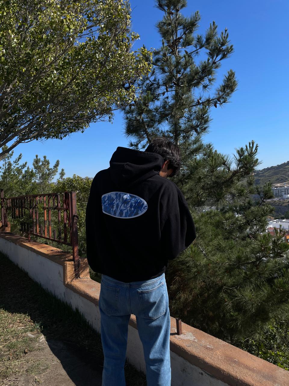 Hoodie negra